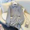 24SS Tracksuit Miu Long Rleeve T Shirt Sportswear Print Drucik Designer Polo koszulka Polo Suit Damska joga