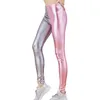 Leggings da donna in pelle lucida color caramello, imitazione metallizzata