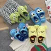 Chinelos 2024 Womens Cartoon Fashion Duck Alien Indoor Sapatos de Algodão de Mulher Bonito Pelúcia Quente Casal Casa Plataforma de Inverno