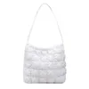 Väska kvinnor diamant quiltad hink casual puffer tote stor kapacitet vadderad axel crossbody sling flicka stilfullt