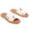 2024 Designer Sandálias Woody para Mulheres Mules Flat Slides Light Tan Bege Branco Preto Rosa Lace Lettering Tecido Chinelos de Lona Mulheres Verão Sapatos Ao Ar Livre