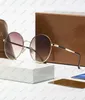 Classique Marque Femmes Hommes Lunettes de soleil polarisées 2022 Luxurys Designer Lunettes Cadre Designers Mode Femme Mâle Lunettes de soleil e 4334594