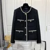 レディースジャケット2024小さな香りのコート秋冬のプラスサイズのデザインセンスニッチルーズオーバーコート汎用性のあるツイードトップアウトウェア