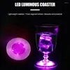 Lagringsflaskor LED Cup Holder Lights tänds dalbanor med 7 färger självlysande inre dekoration atmosfär USB laddningsmatta