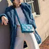 Bottegvenets Cassettes Bags Crossbody Bags Donnain Spring Natural Lambskin Y2Kトレンディカラー女性のためのファッション肩織り羊のロゴ