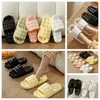 Slippers Homes Shoes GAI Slide Bedrooms Showers Room Warm Plush Living Rooms Soft Wearings Cotton Slipper Ventilate Woman Men pink white