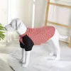 1PCペット赤い白いストリップグラフィックドッグTシャツ中および大型犬用夏の細い服