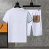 2024 Mens Beach Designers Tracksuits Summer Suits Fashion T Shirt Seaside Holiday Shirts Shorts Sets Man Set Outfits Sportswears M-3XL AS25