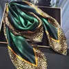Scarves New Jade Green Silk Scarf Womens Brand Leopard Pattern Square Scarf 90 * 90cm Fashion Accessories Headband Q240326