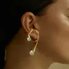 Ear Cuff Ear Cuff Irregular líquido curva brincos clipe à prova d'água 18K banhado a ouro brincos de pérola adequados para mulheres NS perfuração Y240326