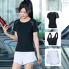 Spedizione Flash Set sportivo T-shirt da allenamento a maniche corte da donna Panno da yoga traspirante Asciugatura rapida Corsa Reggiseno antiurto Pantaloncini Fiess Estate