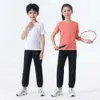 Conjunto de esportes infantis para meninos, primavera verão, crianças de meia-idade, estudantes do ensino fundamental, blusas de secagem rápida, meninas, Fiess e