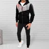 Erkeklerin Trailsits Hooded Erkek Trailsuit, Rahat İçin Çizgili Renk Eşleşmesi ile Nefes Alabilir Şık