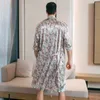 Erkekler Buz İpek Saten Yarım Kollu Pijama Pijamalar Robe Robes Batrobe Nightgown Artı Boyut İlkbahar ve Sonbahar Kısa Kollu T8SS#