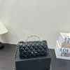 Borsa da sera argento Borsa di design Borsa a tracolla con catena Borsa a tracolla con patta Borse Portafoglio a quadri Borsa in filo di velluto Doppie lettere Solido Hasp Vita Strisce quadrate Donna