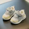 03 år baby casual småbarn sneakers spädbarn född utomhus första vandrare andningsbara antislip pojke tjej sportskor 240313