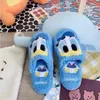 Chinelos 2024 Womens Cartoon Fashion Duck Alien Indoor Sapatos de Algodão de Mulher Bonito Pelúcia Quente Casal Casa Plataforma de Inverno