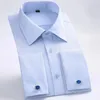 Mäns casual skjortor Spring Autumn Men Solid French Cuff Dress Shirt Lång ärm Formella affärsknappar MANAL REGIVAL FIT CUFFLINKS