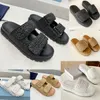 A10 Pantoffeln Designer Sandalen Gleitungen Frauen Sandalen Sommer Beach Casual Schuhe Luxusschuhe Damen Pool Slipper Outdoor Slipper Sandalen für Frauen dicke Soled -Schuh