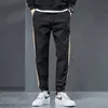 2022 New Men's Stripe Appliques Cargo Pants Men Cott Casual Jogger Calças Hip Hop Coreano Khaki ArmyGreen Sweatpants Masculino 38 U8gq #