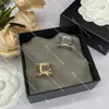 Lettre ouverture anneaux concepteur femmes anneaux en cristal marque bague de mariage avec boîte-cadeau