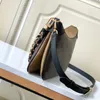 Modische Damen-Umhängetaschen, Designer-Taschen, luxuriöse Damen-Handtasche, klassische Schnalle mit geflochtenem Kettenriemen, Umhängetaschen, Geldbörsen