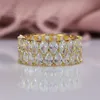 Splendidi anelli romantici con zirconi verdi rossi trasparenti a forma di cuore per accessori di lusso per donne da sposa