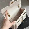 Calfskin Deri Tasarımcı Sırt Çantası Messenger Çantası Çoklu Pochettes 22x17cm Altın Donanım Metal Zinciri Ayarlanabilir Omuz Kayışı Kadınlar Flep Square Çanta Tote