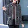 Damenjacken Mutter Kleidung Frühling Herbst Frauen Kurze Jacke Mode Kleiner Duft Wilder Anzug Mantel Elegant Plaid Schwarz Blazer Weiblich 5XL