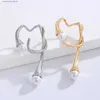 Ear Cuff Ear Cuff Irregular liquid curve earrings clip waterproof 18K gold-plated pearl earrings suitable for female NS perforation Y240326