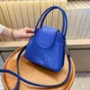 Designer Luxury Fashion Tote Bags Walls 2023 Small Shell Bag Fashion Trend mångsidig handhållen kvinnors väska Single Shoulder Crossbody Bag Womens Bag