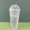 Anpassad24oz/710 ml Summer Creative Water Mug Paper Scrap Plastic Cold Color Changing Straw Tumbler Stora kapacitet Juice Plastic Water Cup