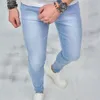 Уличная одежда Мужчины Fi Простой стиль Однотонные узкие джинсы Лучшее качество Мужские беговые повседневные джинсовые брюки-карандаш для мужчин 835n #