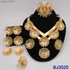 Earrings Necklace Luxury Dubai Gold Jewelry Set Suitable for Women Large Flower Pendant Necklace Bracelet Bohemian Indian Bride Jewelry L240323