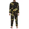 Pyjamas Mens Masquerade Pop Art Daily Sleepwear Elegant Masks 2 Pieces Vintage Pyjamas Set LG Sleeve Lovely Overdimensionerad Home Suit Z2us#