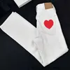 Designer Nieuwe producten in de lente en zomer Gebroken witte love jeans met wijde pijpen en rechte pijpen voor dames 2024 lange broek met hoge taille en gedrapeerde vloer O5DX