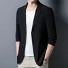Lente en zomer dunne jas herenjas Koreaanse mode effen formele jas casual set heren elegante slim fit herenjas 240326