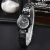 Nya Tian Shuo Quartz Steel Band Fashion Watch med olika kvinnors trendiga stilar