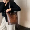 Designer-Luxusmode UmhängetaschenDamentasche 2023 Neuer modischer und trendiger Stil Vielseitige One-Shoulder-Eimertasche