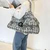AL Yoga shoulder bag travel Clutch Bag large keepall trunk duffle Luxury Designer bag fashion weekender Women handbags Nylon shoulder men straps Tote