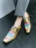 Casual skor män nitar loafers bling guld glitter rund tå slip-on platt fritid för man parti man