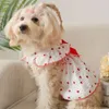 Robe de chien imprimé coeur avec arc idéal pour les célébrations OCN spéciaux - Disponible en petites, moyennes et grandes tailles