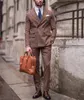Yeni Erkekler Kahverengi Smokin Groom Groomsman Balo Düğün Partisi Resmi Busin Suit 2 Parça Set Ceket ve Pantolon A05 L2XD#