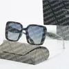 Designers solglasögon mode polariserade solglasögon UV -resistenta lyxiga solglasögon män kvinnor goggle retro fyrkantiga sol glas avslappnade glasögon a4