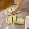 Slippers Schoenen Rubberen Slipers Dames Med Luxe Slides 2024 Massage Designer Zachte Platte Rome Lente PU Fashion Home