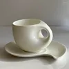 Muggar Creative White Bone China kaffekopp med tefat mjölkdessert enkelt par muggkontor dricksvatten heminredning