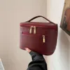 Borse con coulisse alla moda di lusso di design 2024 Borsa per il trucco portatile moda e versatile con borsa da donna in tinta unita di grande capacità