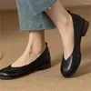 Chaussures habillées lignes de couture pour dames orteils ronds