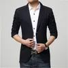 Hot Sale 2021 Nytt Autumn Fi -märke Black Blazer Men Casual Suit Jackar Splice Men Slim Fit Passar Två rumpa Män passar B1LS#