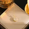 Classique 18K Plaqué Or Marque De Luxe Designer Perle Diamant Insert Pendentifs Colliers En Acier Inoxydable Lettre Ras Du Cou Pendentif Collier Bijoux Accessoires Cadeaux